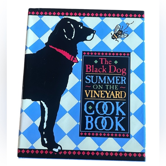 MARTHAS VINEYARD The Black Dog Summer On The Vineyard cookbook Vintage - Picture 1 of 6